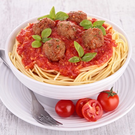 Recette des spaghetti meatballs ou boulettes de viande moelleuses en sauce  tomate 